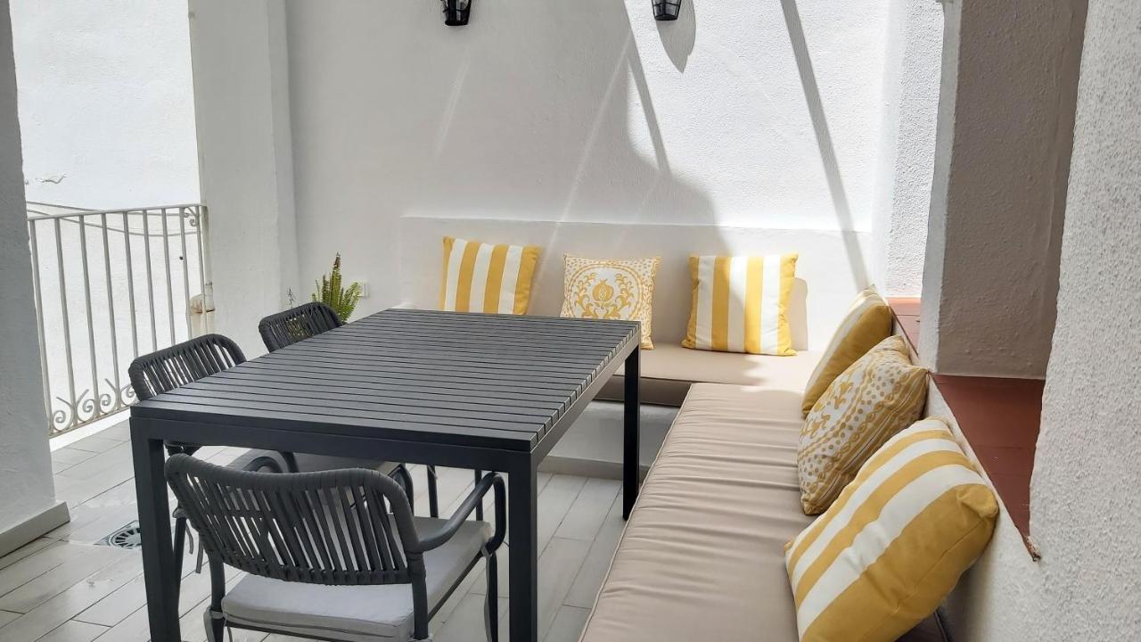 Del Parque Flats Le Village Marbella Golf Екстер'єр фото