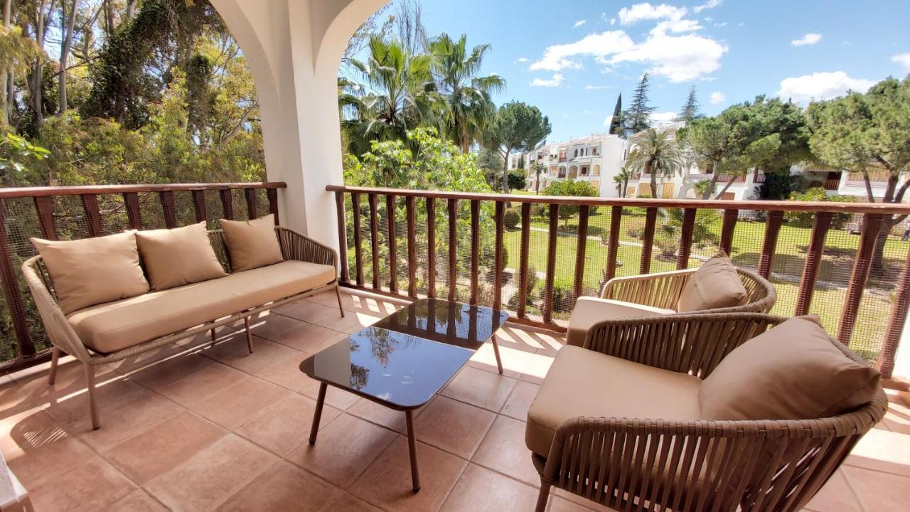 Del Parque Flats Le Village Marbella Golf Екстер'єр фото