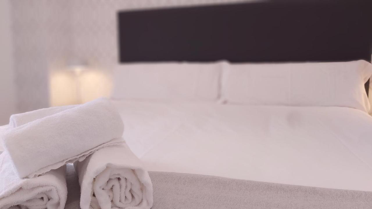 Del Parque Flats Le Village Marbella Golf Екстер'єр фото