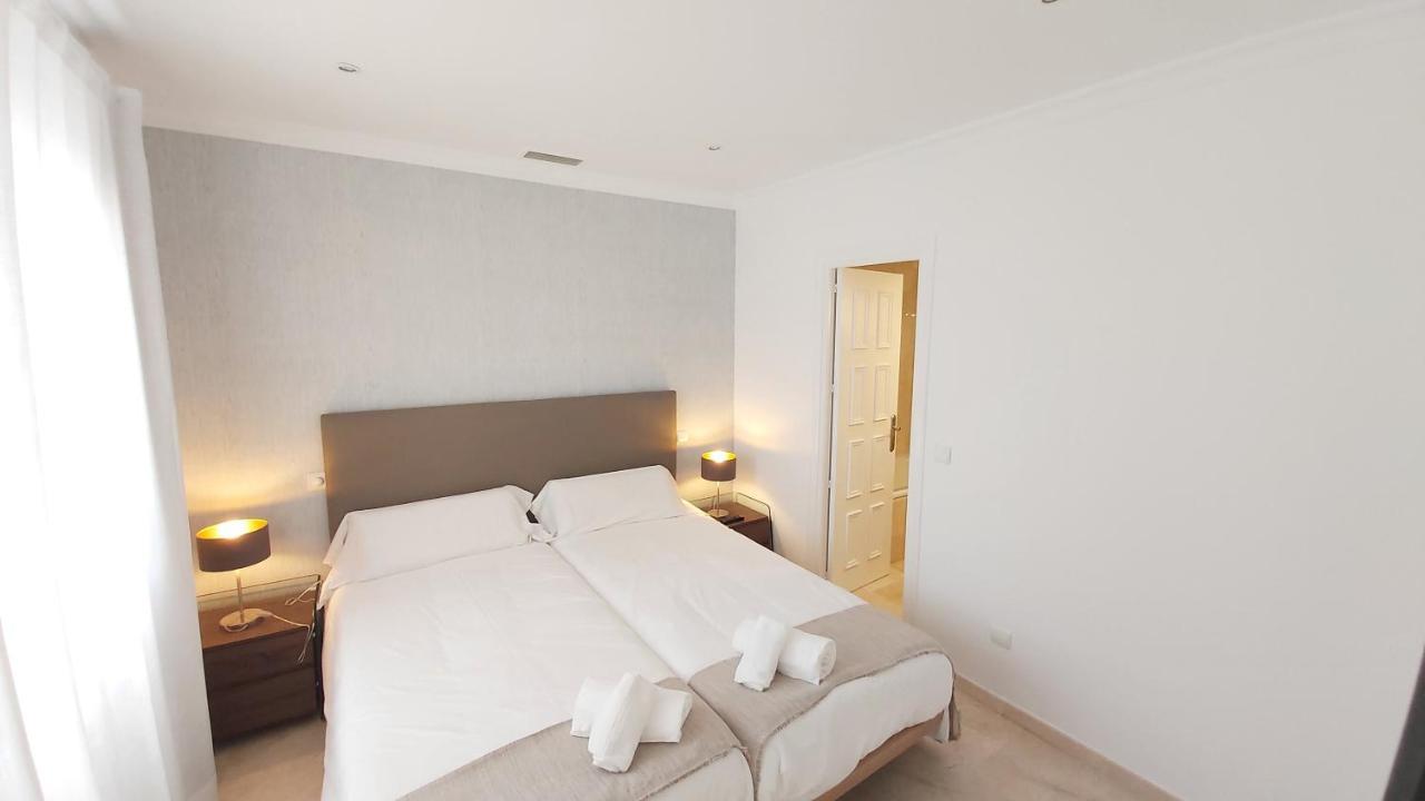 Del Parque Flats Le Village Marbella Golf Екстер'єр фото