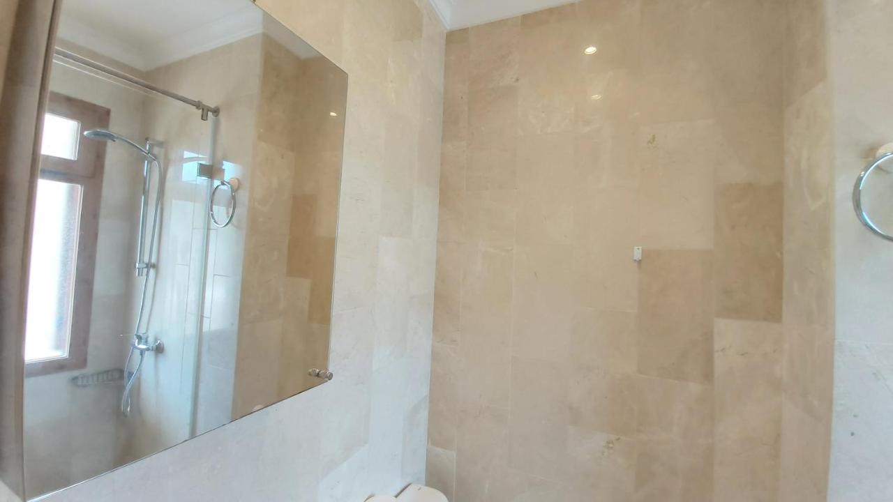 Del Parque Flats Le Village Marbella Golf Екстер'єр фото