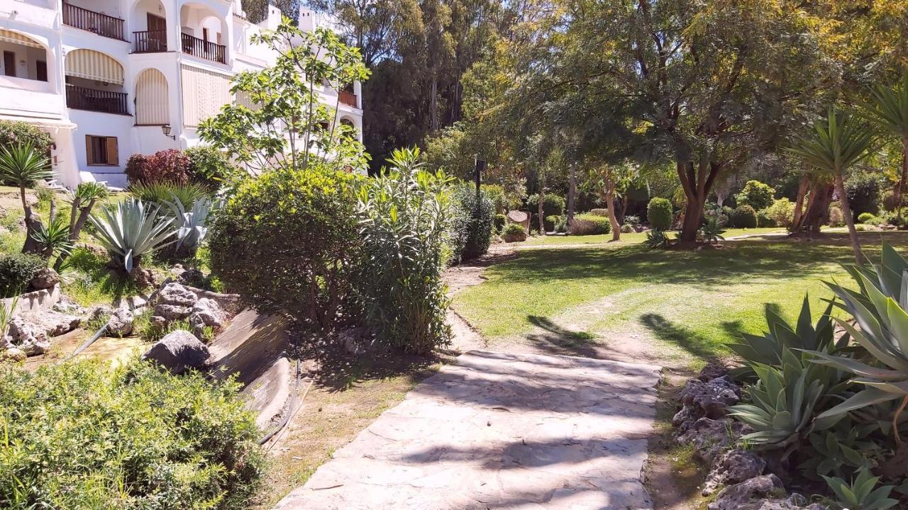 Del Parque Flats Le Village Marbella Golf Екстер'єр фото
